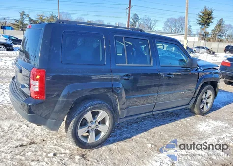2013 Jeep Patriot Latitude z USA, uszkodzony, nr VIN 1C4NJRFB1DD263998